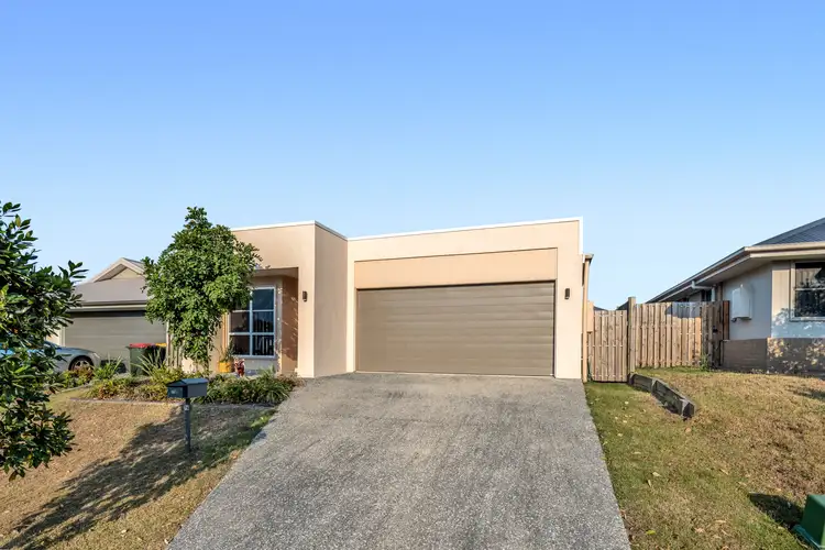 16 ANGUS COURT, Park Ridge QLD 4125