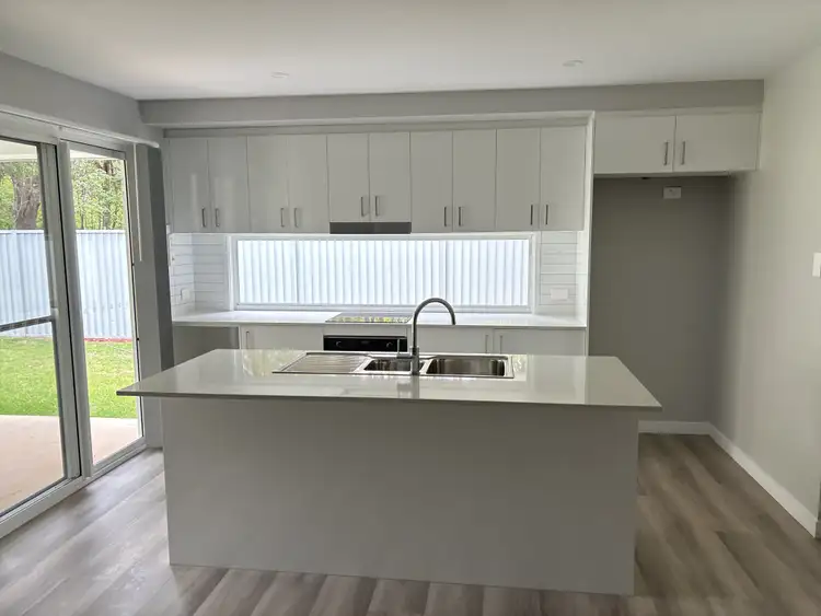 40 HUME STREET, Russell Island QLD 4184