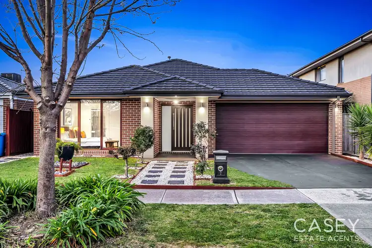 7 Saint Clair Avenue, Cranbourne West VIC 3977