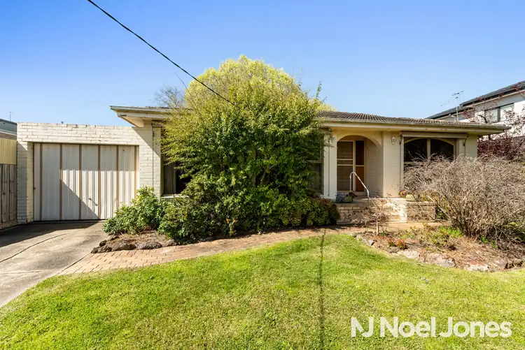 12 Elvie Street, Doncaster East VIC 3109