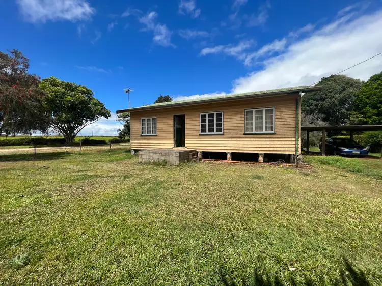 25 Walker Street, Kairi QLD 4872
