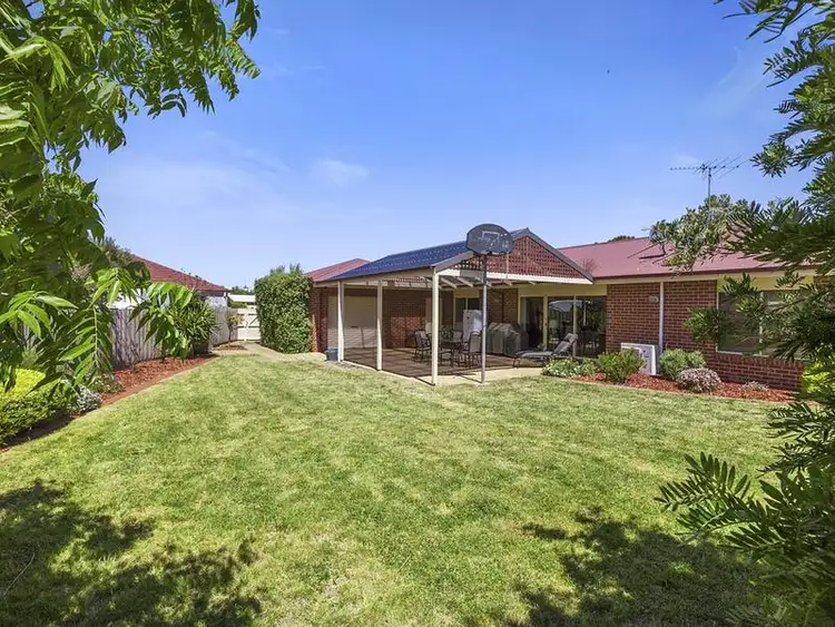 5 Reliance Avenue, Lara VIC 3212