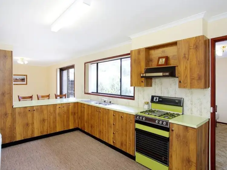 Second view of Homely house listing, 10 Jania Street, Lara VIC 3212