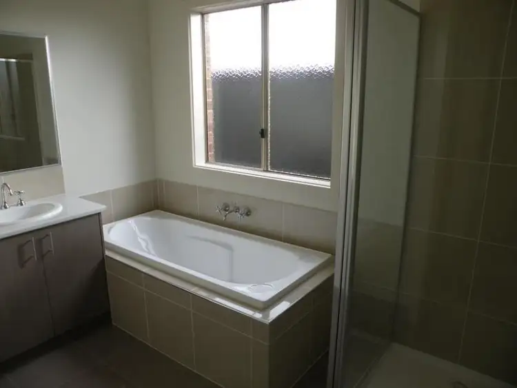 Third view of Homely house listing, 5 Mallard Court, Lara VIC 3212