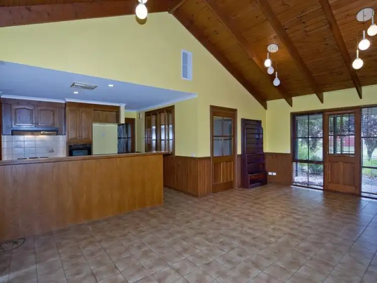 Sixth view of Homely house listing, 1 Denise Court, Lara VIC 3212