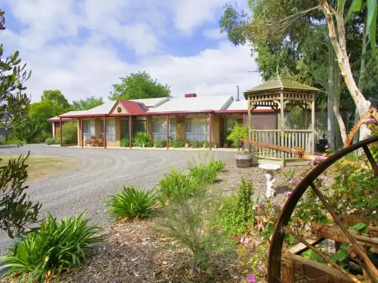 1 Jolyon Court, Little River VIC 3211