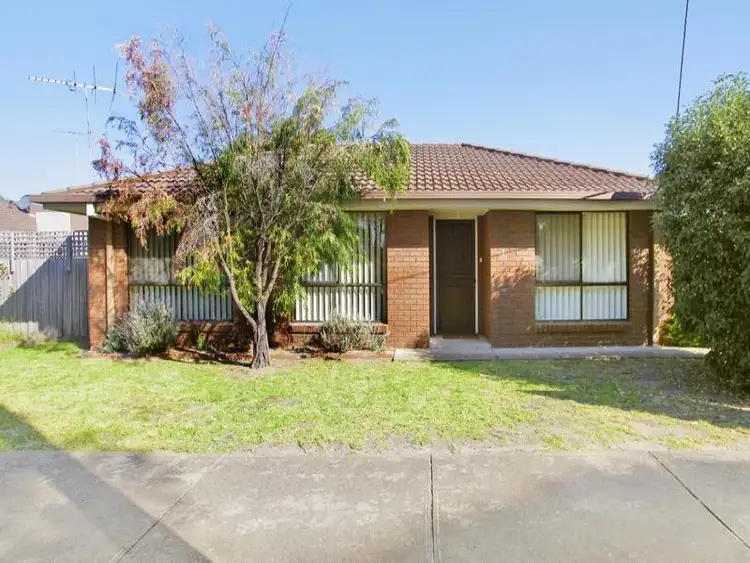 Main view of Homely house listing, 1/28 McClelland Avenue, Lara VIC 3212