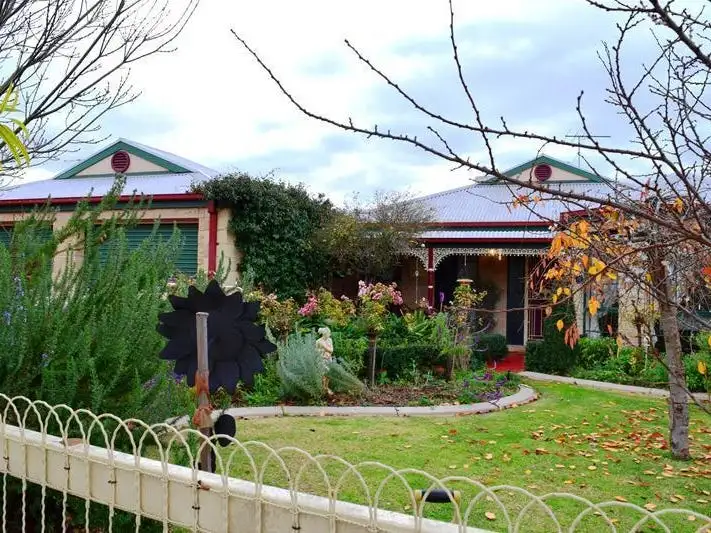 12 Looker Street, Lara VIC 3212