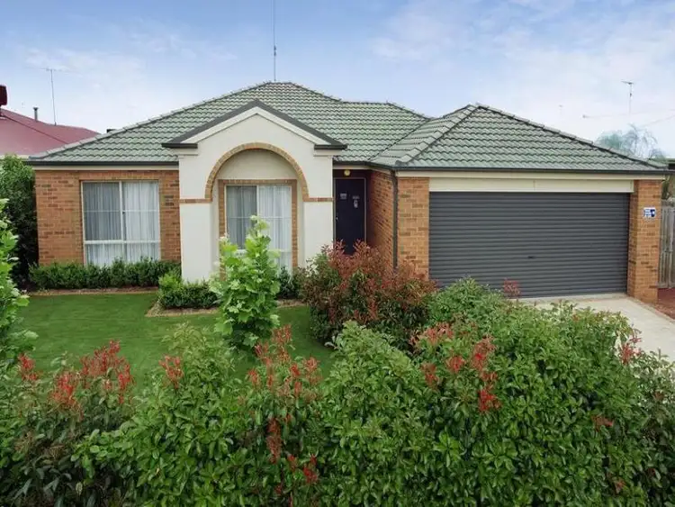 Second view of Homely house listing, 14 Betty Crt, Lara VIC 3212