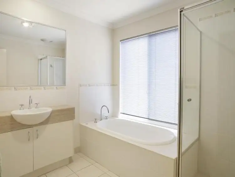 Sixth view of Homely house listing, 14 Betty Crt, Lara VIC 3212