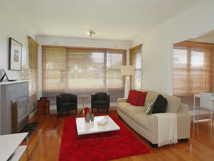 20 Stationlake Rd, Lara VIC 3212