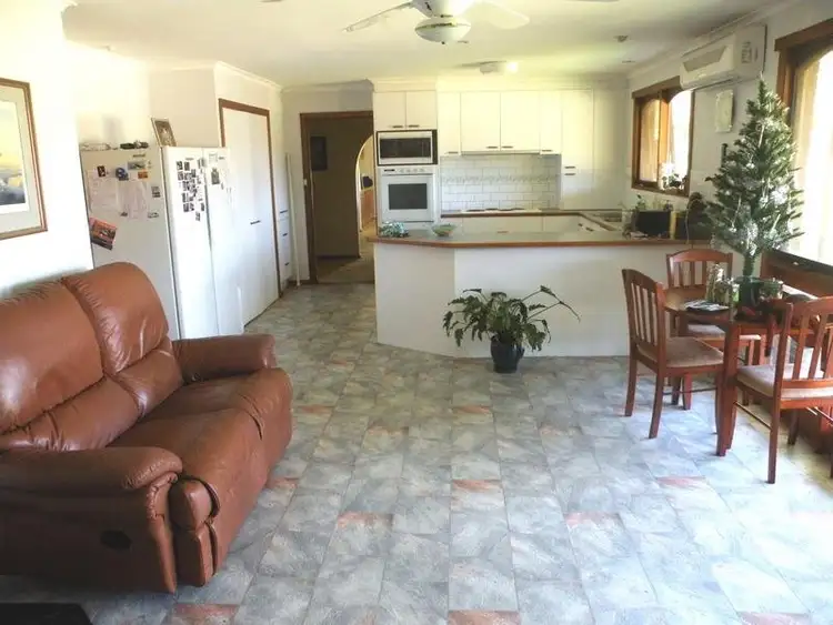 Seventh view of Homely house listing, 15 Alison Drive, Lara VIC 3212