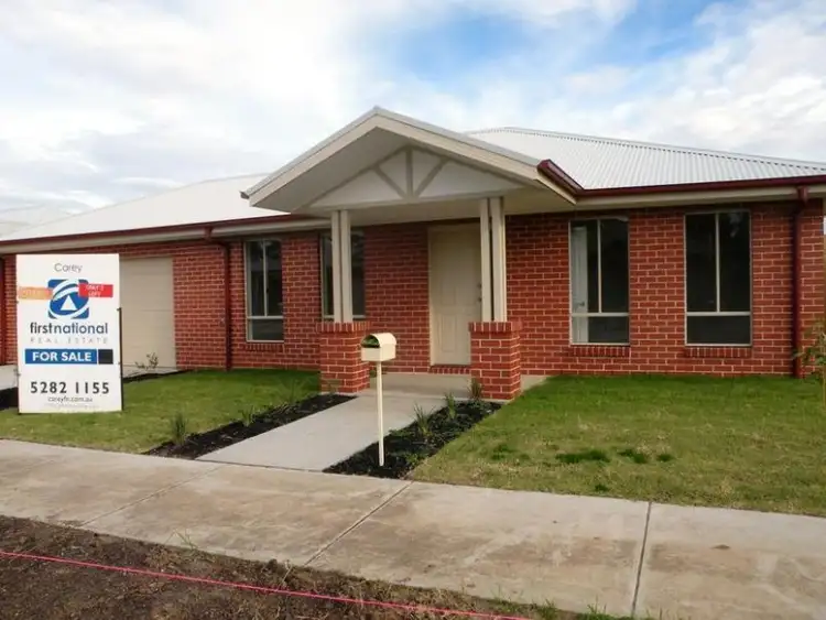 Main view of Homely townhouse listing, 2/110 Flinders Avenue, Lara VIC 3212