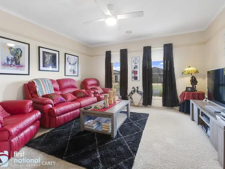 Second view of Homely house listing, 10 Primrose Court, Lara VIC 3212