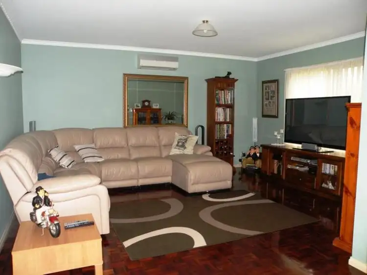 Fourth view of Homely house listing, 10 Bracknell Crt, Lara VIC 3212