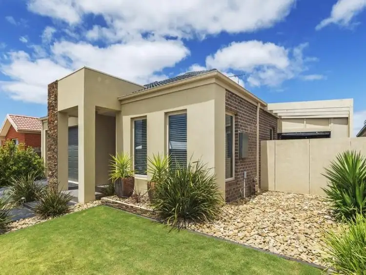 Second view of Homely house listing, 16 Citius Close, Lara VIC 3212