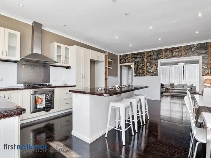 31 Flinders Avenue, Lara VIC 3212