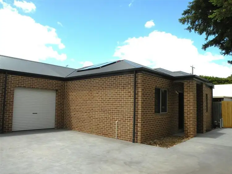 2/83 Flinders Avenue, Lara VIC 3212