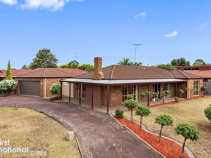 9 Lorikeet Lane, Lara VIC 3212