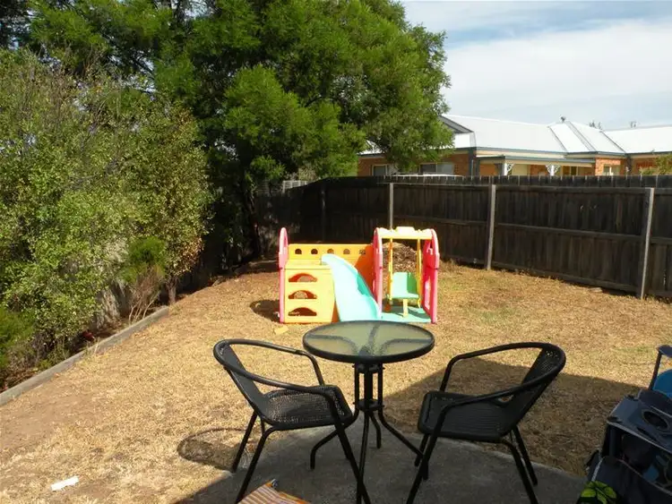 Seventh view of Homely house listing, 1/10 Wheat Court, Lara VIC 3212