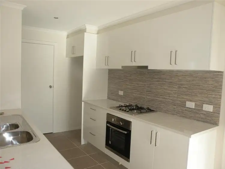 Fifth view of Homely townhouse listing, 2/5 Bath Street, Lara, Lara VIC 3212