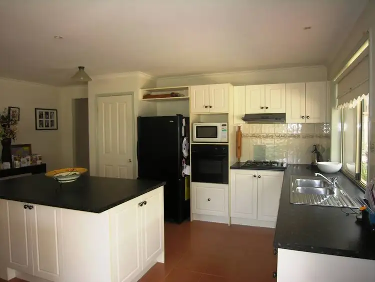 Second view of Homely house listing, 17 Skylark Court, Lara VIC 3212