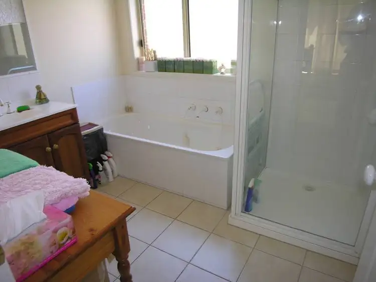 Fifth view of Homely house listing, 2 Francis Court, Lara VIC 3212