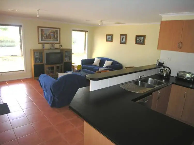 Fifth view of Homely house listing, 3 Oak Court, Lara VIC 3212