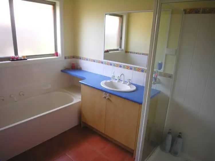 Sixth view of Homely house listing, 3 Oak Court, Lara VIC 3212