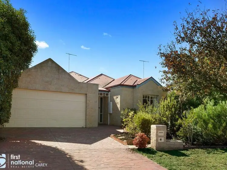 12 Gillean Place, Lara VIC 3212