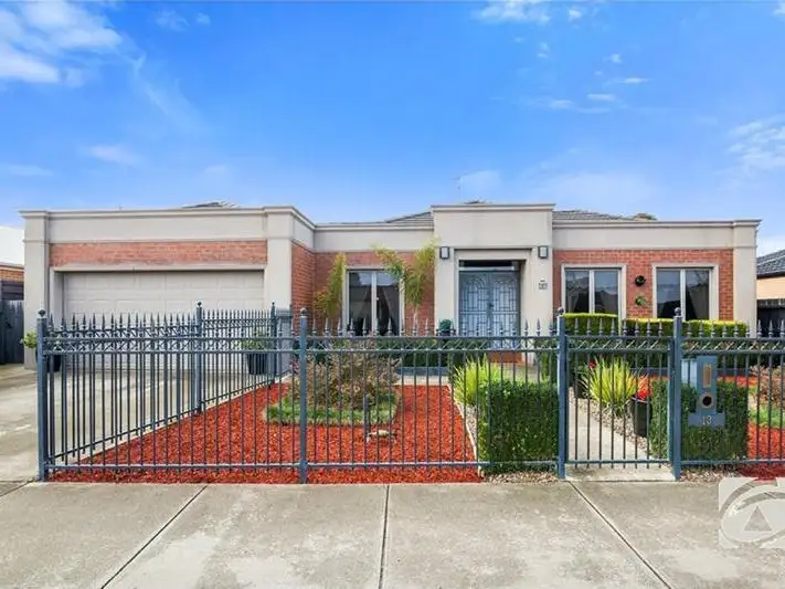13 Greenleaf Drive, Lara VIC 3212
