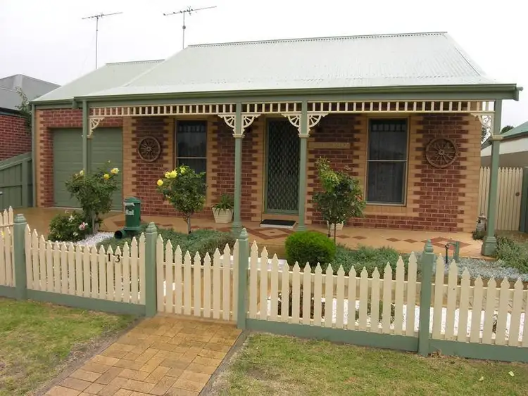 13 Cumberland Drive, Lara VIC 3212