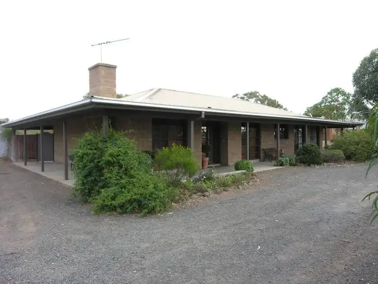 18 McLeans Road, Little River VIC 3211