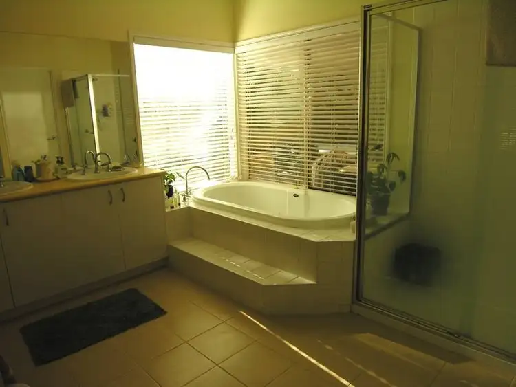 Fourth view of Homely house listing, 5 Greenleaf Drive, Lara VIC 3212