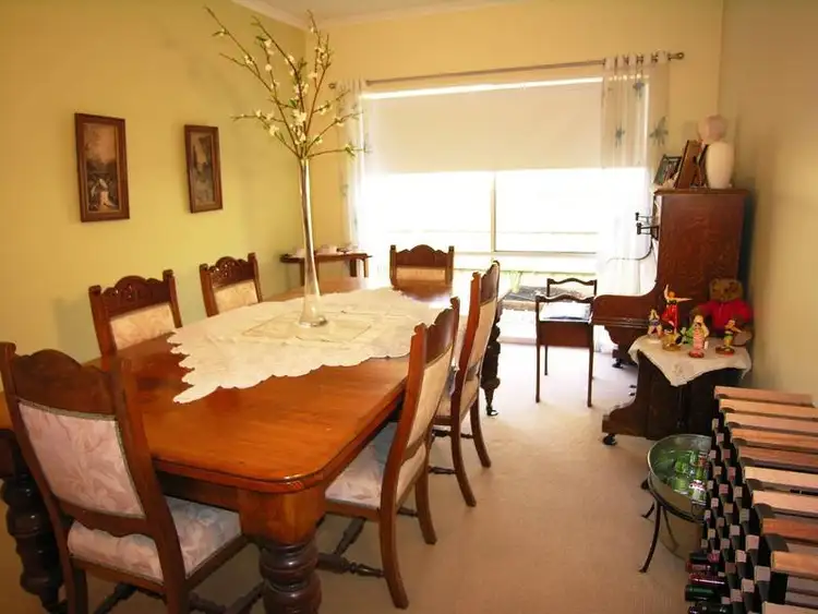 Fifth view of Homely house listing, 5 Greenleaf Drive, Lara VIC 3212