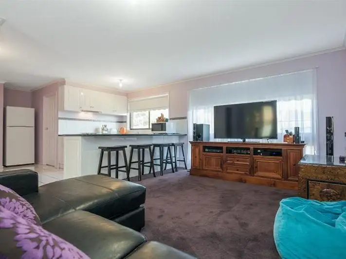 Second view of Homely house listing, 7/14 Brunel Close, Lara VIC 3212