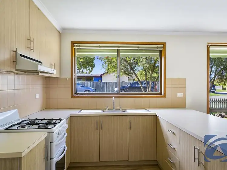 Second view of Homely unit listing, 6/20 Buckingham Street, Lara VIC 3212