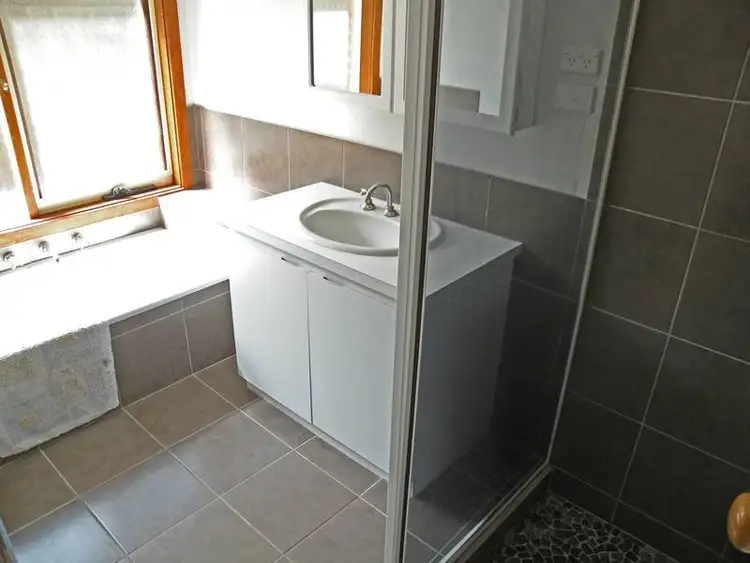 Sixth view of Homely house listing, 2 Waliki Court, Lara VIC 3212