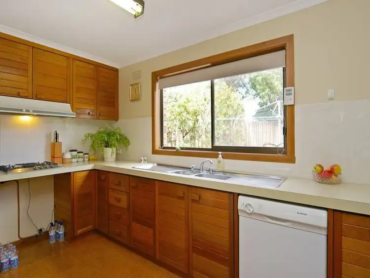 Seventh view of Homely house listing, 6 Currawong Court, Lara VIC 3212