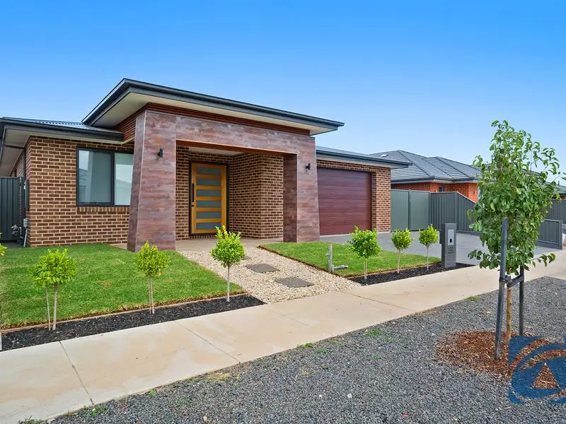Main view of Homely house listing, 33 Quail Drive, Lara VIC 3212