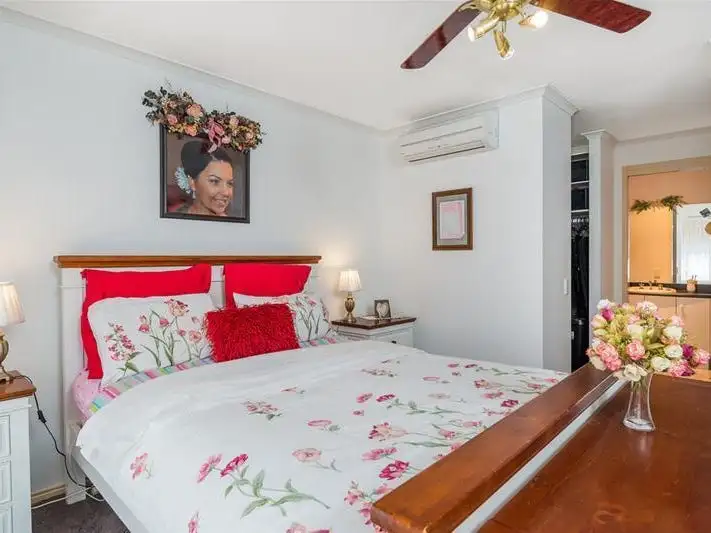 Fifth view of Homely house listing, 2 Galileo Close, Lara VIC 3212