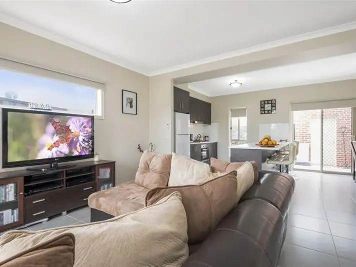 Fifth view of Homely house listing, 1/60 Benetti Drive, Lara VIC 3212