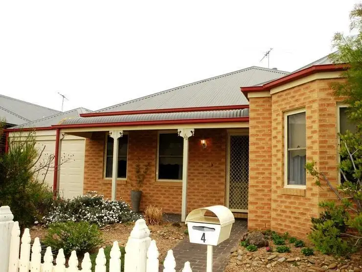 Main view of Homely house listing, 4 Francis Court, Lara VIC 3212