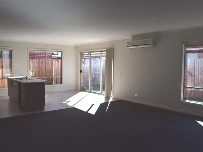 Third view of Homely unit listing, 3/110 Flinders Avenue, Lara VIC 3212