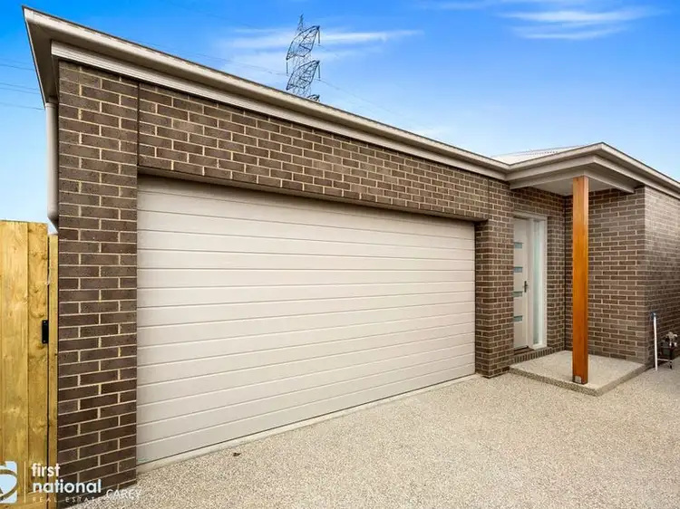 84 Mulquiney Crescent, Highton VIC 3216
