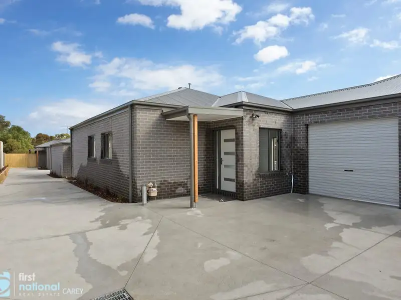 Main view of Homely house listing, 2/40 Patullos Road, Lara VIC 3212