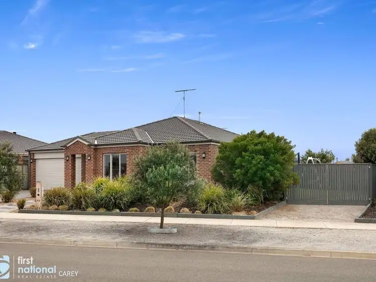 32 Weerana Way, Lara VIC 3212