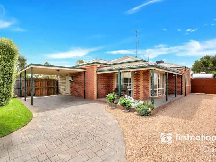 11 Richard Drive, Lara VIC 3212