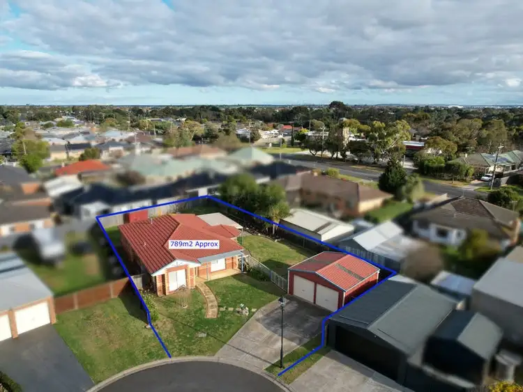 Second view of Homely house listing, 8 Evergreen Court, Lara VIC 3212