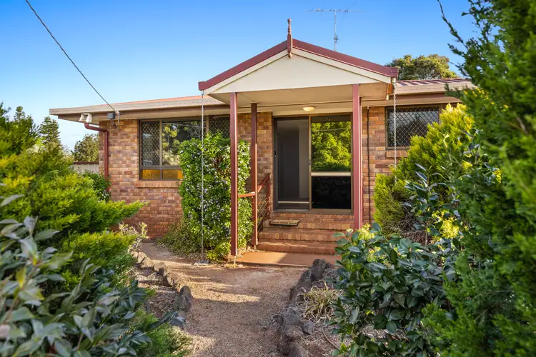 2 Storey Street, Centenary Heights QLD 4350